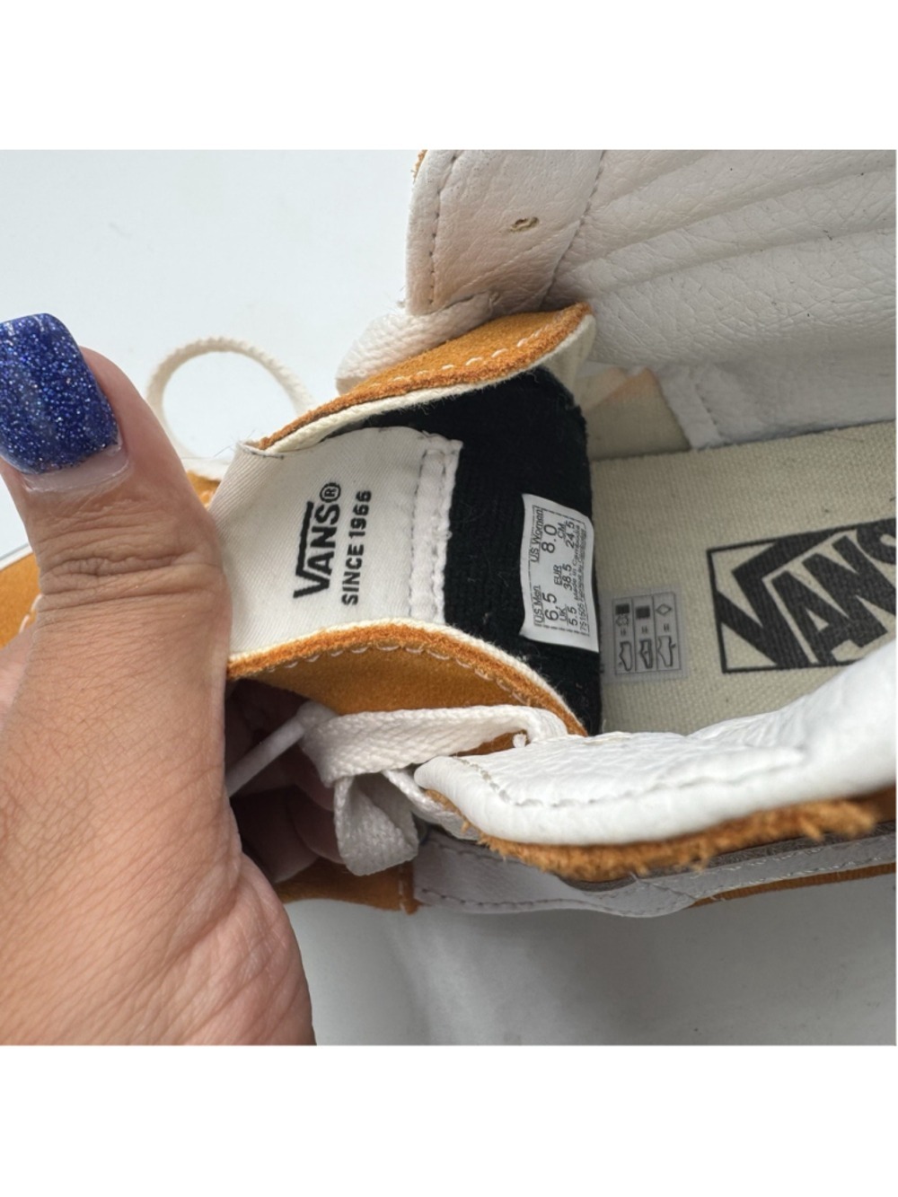 Vans Men's Sk8-Hi Suede Canvas Sneaker in Amazing Desert Sun / True White 6.5 - Picture 12 of 12